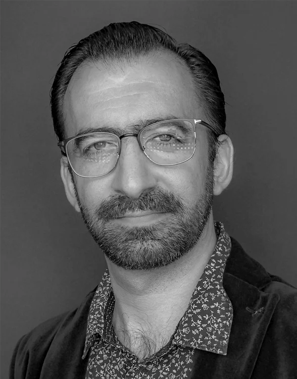 Ara ESTEPAN-SARKISSIAN